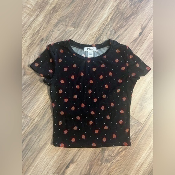 Girls strawberry, and dot shirt Sz medium - Picture 1 of 3
